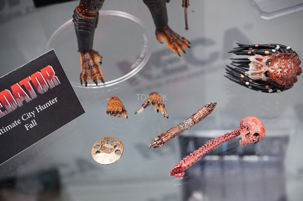 SDCC-2016-NECA-Ult-Predators-020.jpg