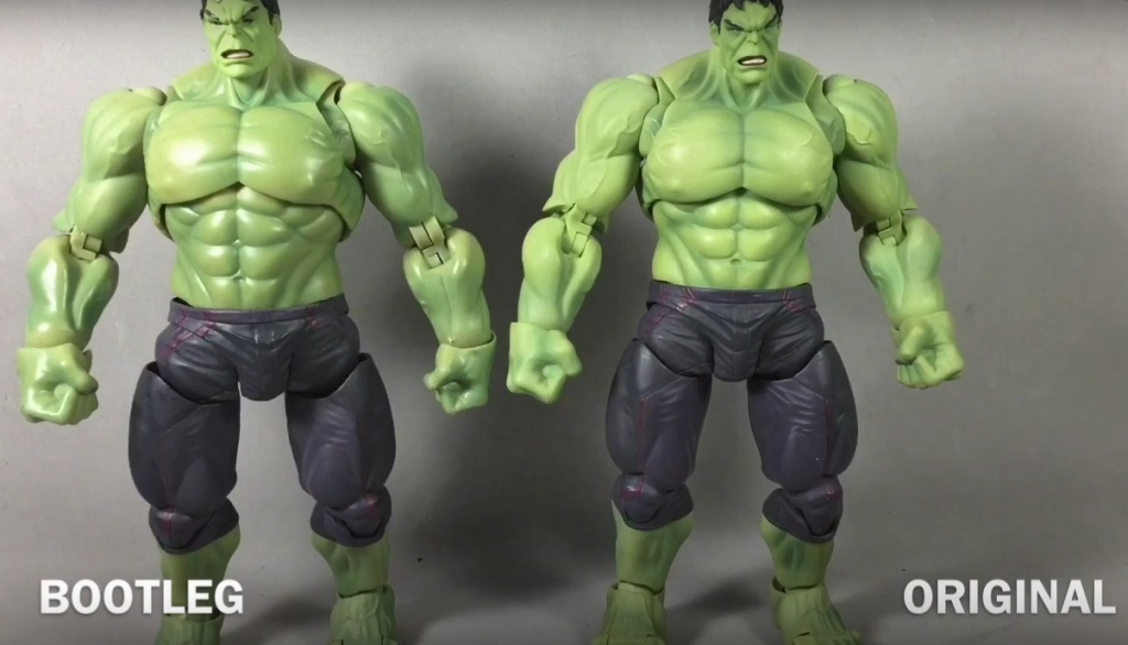 Hulk_Age_of_Ultron_Fake_vs_Original_04.jpg