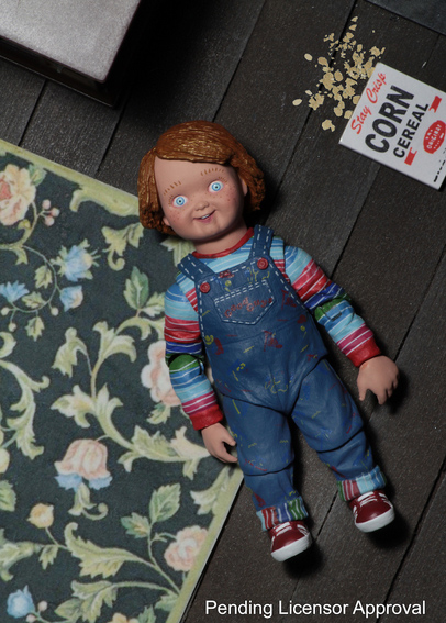 neca-ultimate-chucky-3.jpg