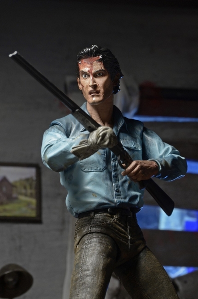 Evil-Dead-2-Ash-Ultimate-005.jpg