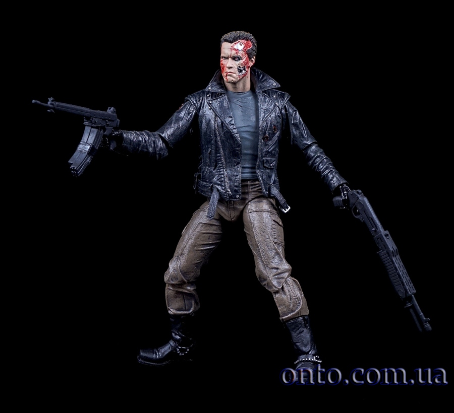 NECA-Ultimate-Police-Assault-T-800-onto-01.jpg