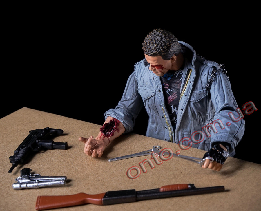 NECA-Tech-Noir-T-800-Ultimate-047_onto.jpg
