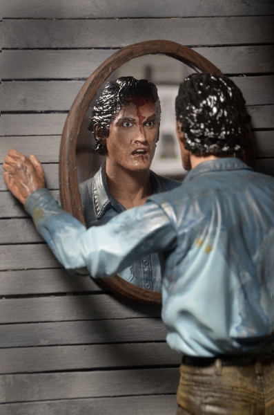 Evil-Dead-2-Ash-Ultimate-003.jpg